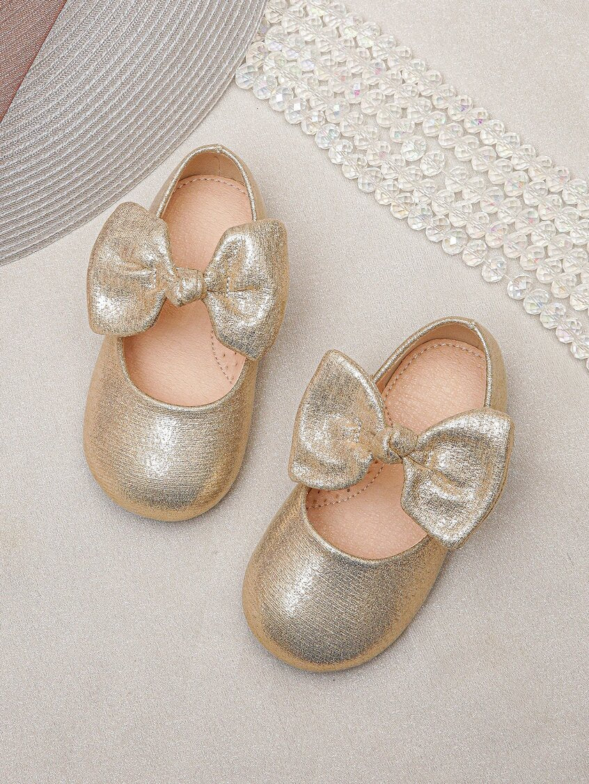 Girls Metallic Bow Decor Mary Jane Flats