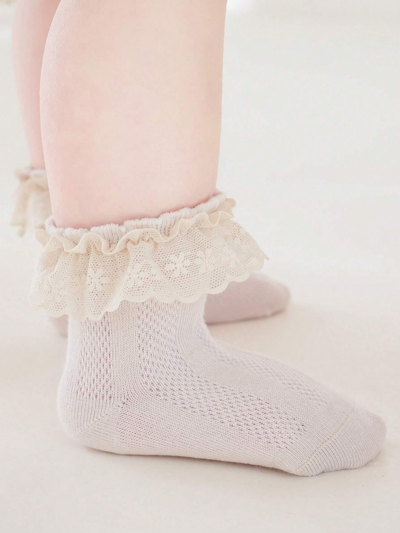 1 Pair Beige Lace Trimmed Hollow Out Breathable Soft And Comfortable Socks For Toddler Girls